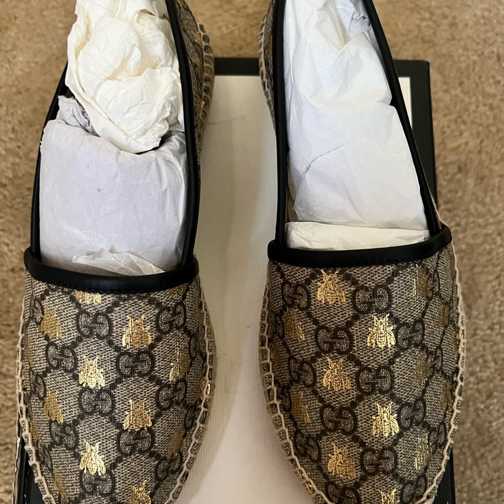 Gucci Espadrilles
GG Supreme St AP/Miro Soft - New Size 7 - Picture 2 of 12